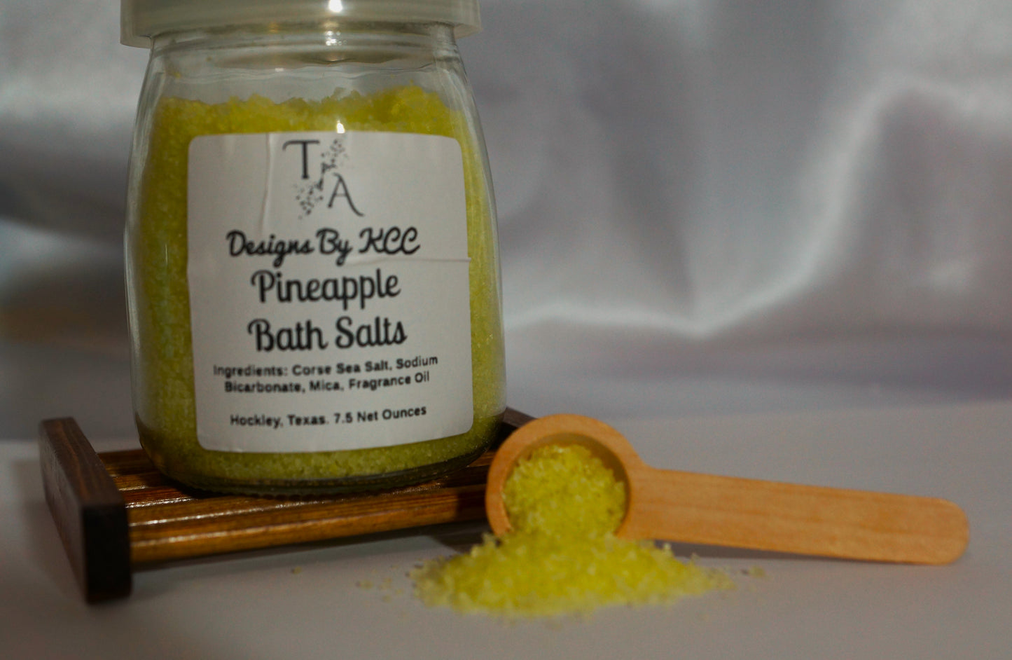 Pineapple 7 oz Bath Salts